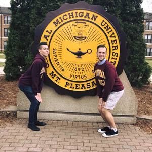 Meet your Posher, Tyler